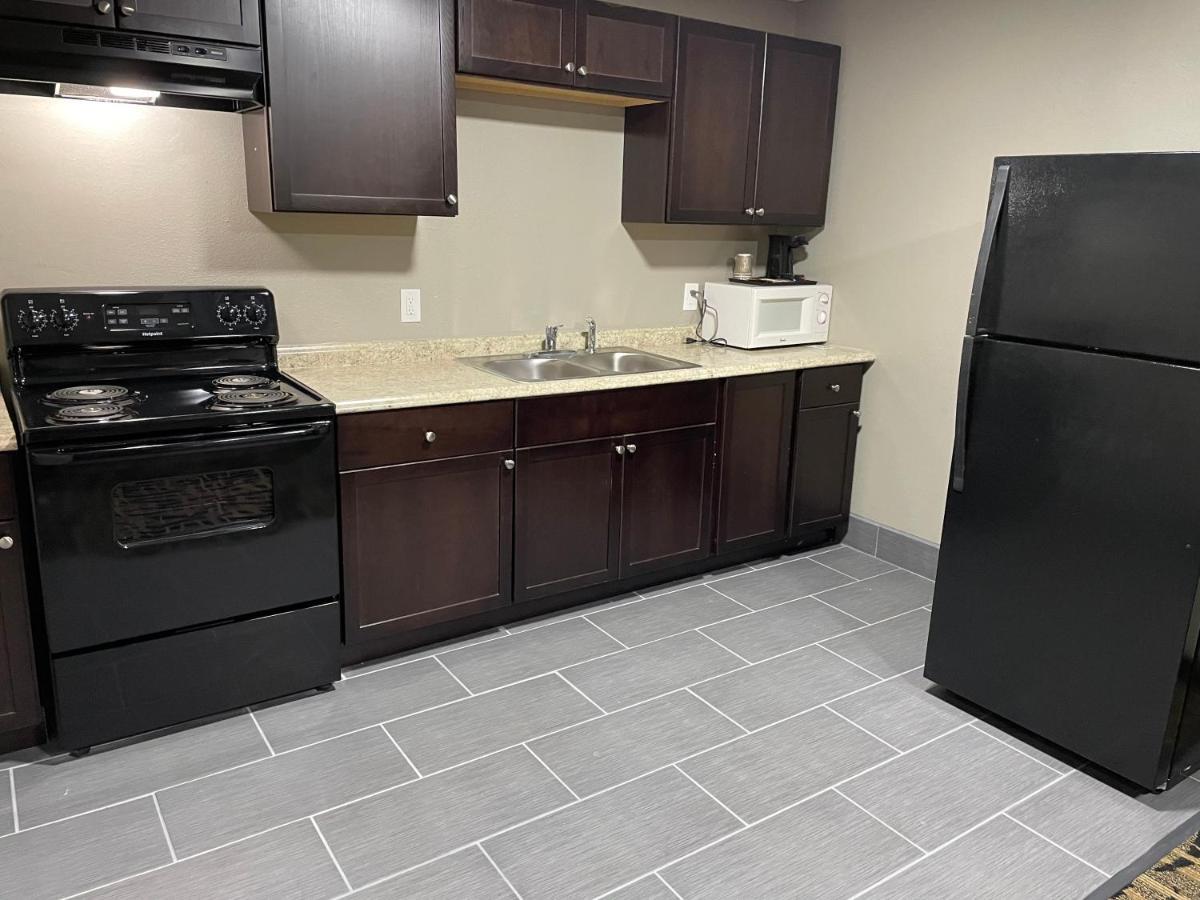 Days Inn & Suites By Wyndham Collierville Germantown Area Exteriér fotografie
