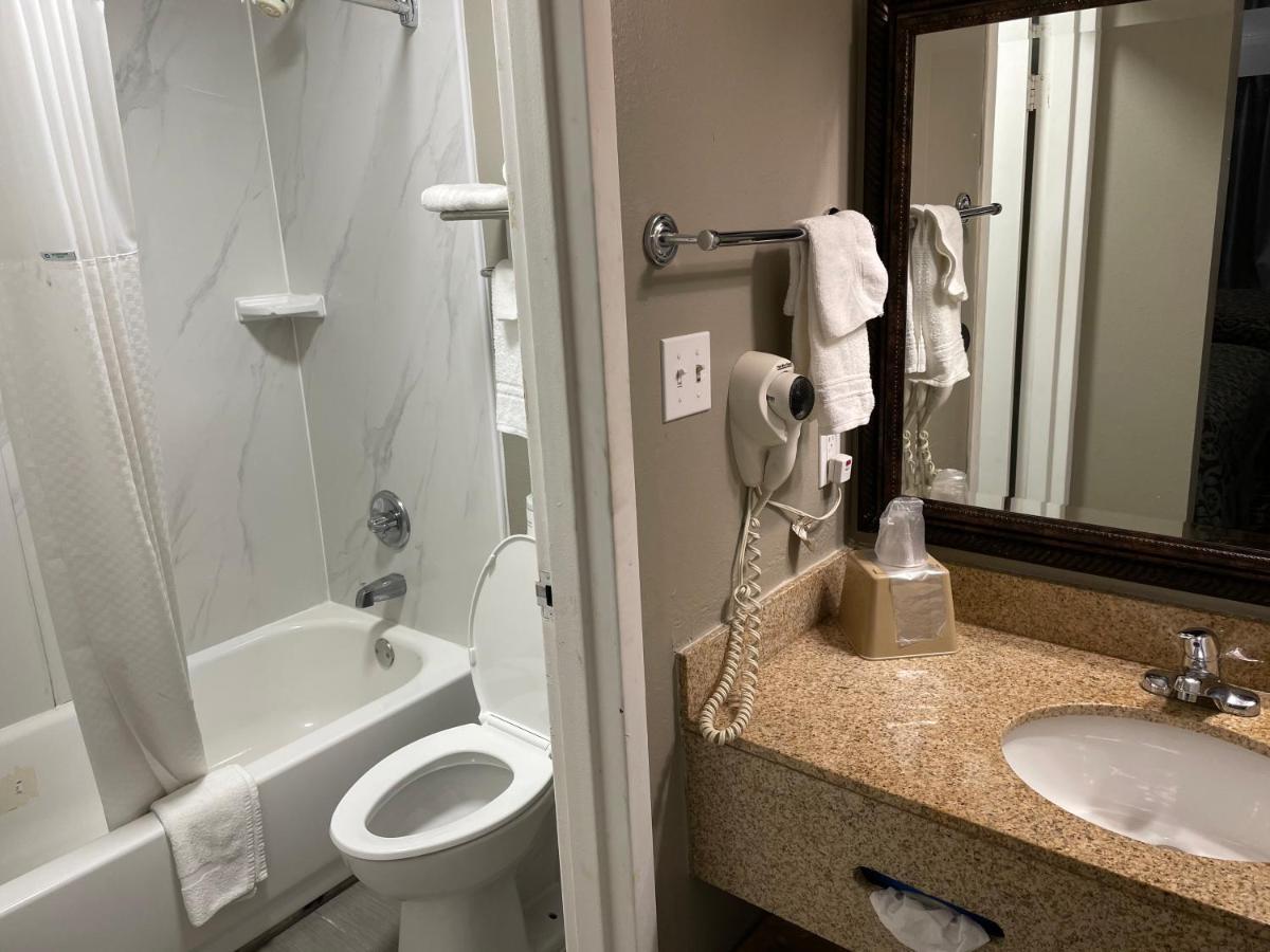 Days Inn & Suites By Wyndham Collierville Germantown Area Exteriér fotografie