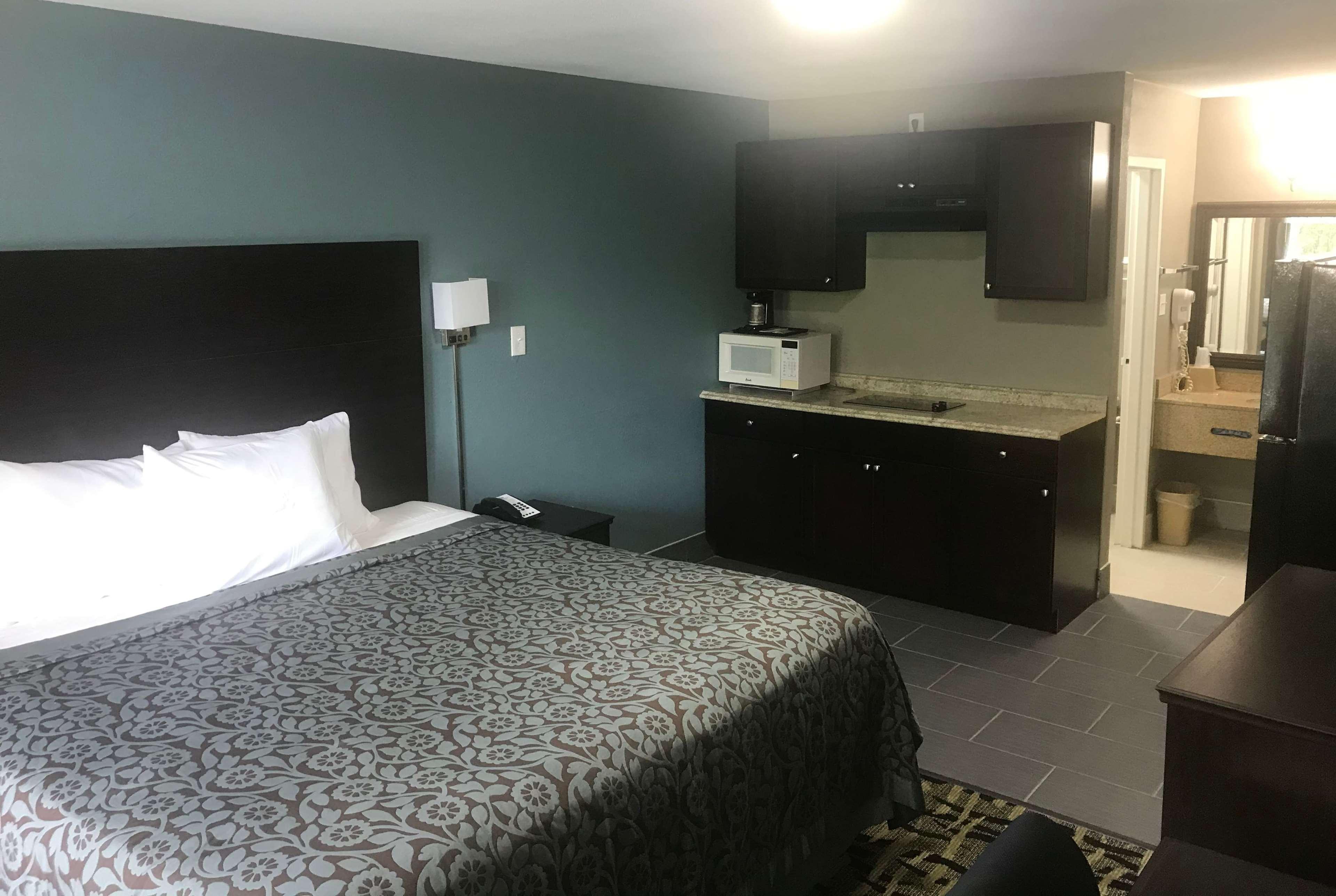 Days Inn & Suites By Wyndham Collierville Germantown Area Exteriér fotografie