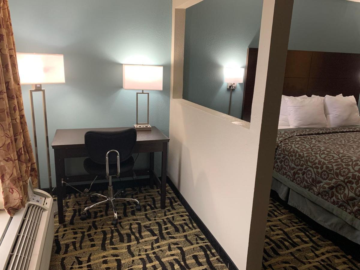 Days Inn & Suites By Wyndham Collierville Germantown Area Exteriér fotografie